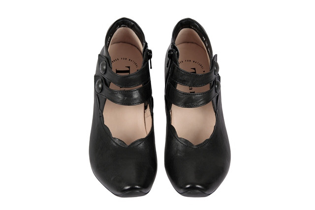 Think Aida Schuhe in schwarz 7-87233-00