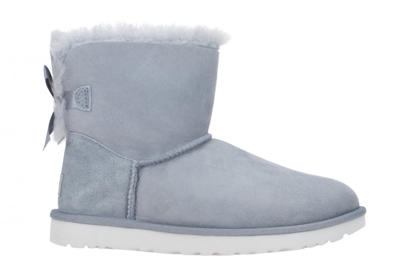 UGG Stiefel hellblau ash-fog Mini Bailey Bow II