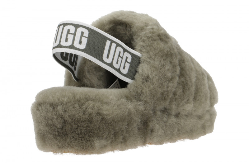 UGG Fluff Yeah Slide Hausschuhe grün