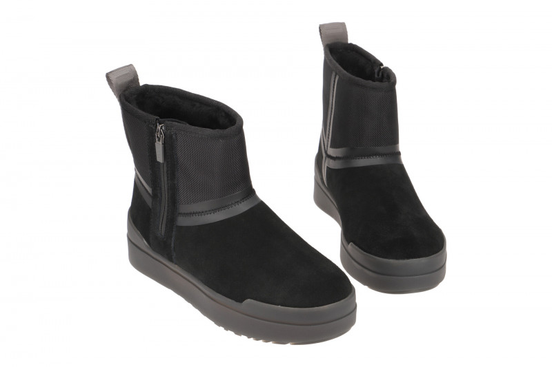 UGG Classic Tech Mini Stiefel schwarz 1116101