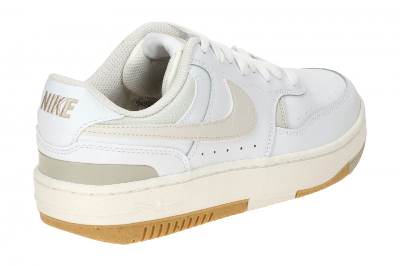 NIKE Gamma Force Sneaker Schuhe weiß beige Damen
