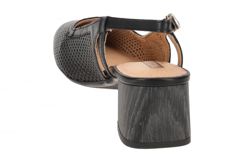 Pikolinos Murcia Pumps schwarz gelocht W9P-5738