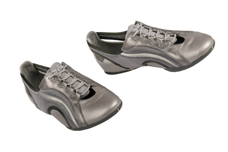 Clarks Idyllic Lace Schuhe in silber grau Sneaker