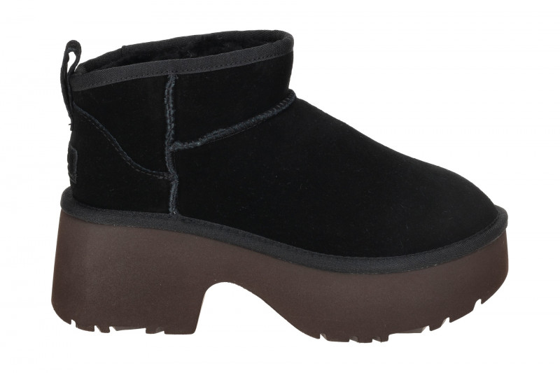 UGG Classic Ultra Mini New Heights Stiefel schwarz