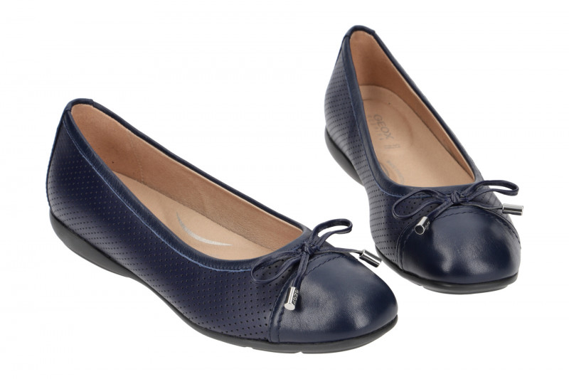 Geox Annytah Ballerinas blau perforiert