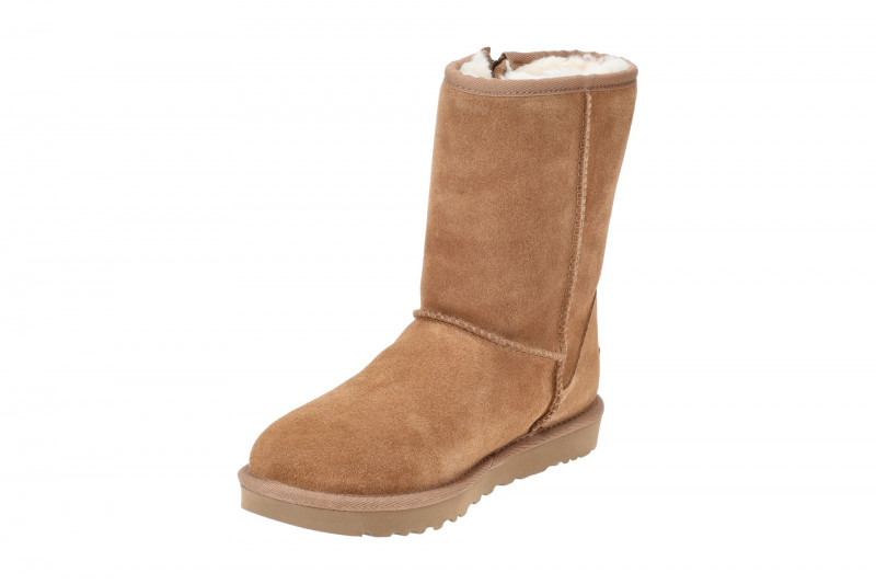 UGG Classic Short Bailey Zip Stiefel braun chestnut 1144043