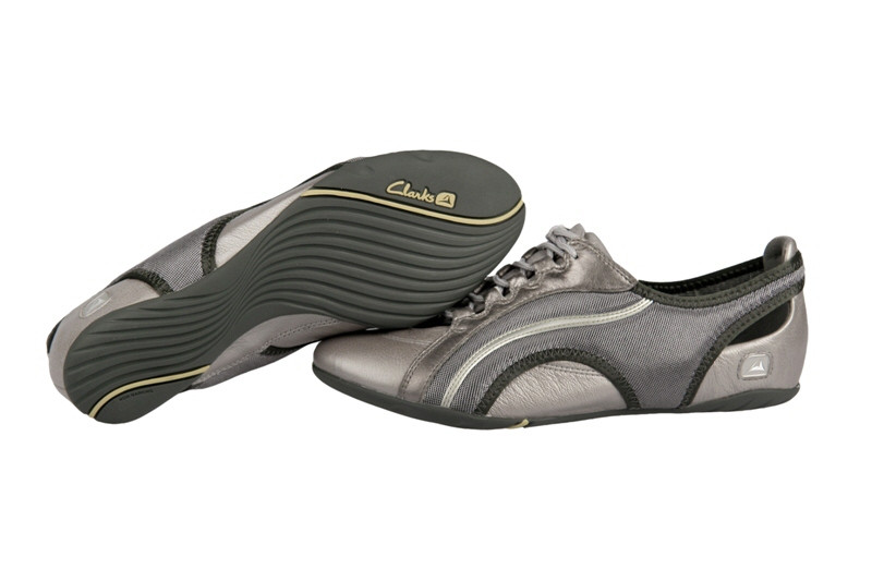 Clarks Idyllic Lace Schuhe in silber grau Sneaker