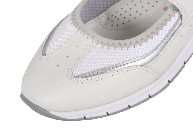 Geox Respira Contactbal Schuhe in weiß Damen Slipper