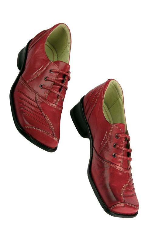 Tiggers Yvonne Schuhe Karree Form rot