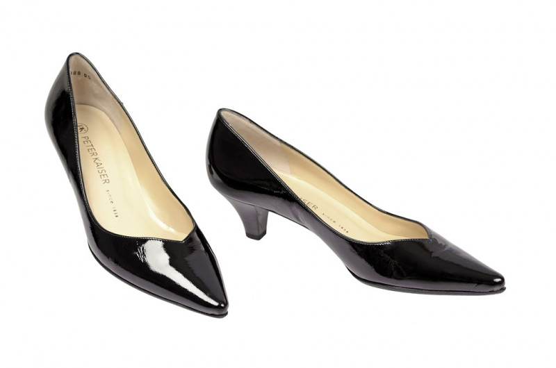 Peter Kaiser Digone 45 Pumps in schwarz Lackleder