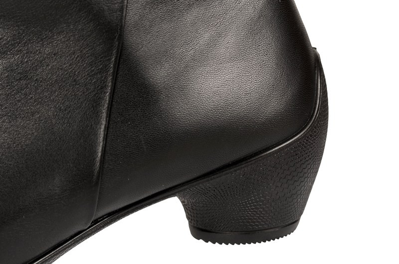 Ecco Sculptured Stiefel in schwarz 24553311001