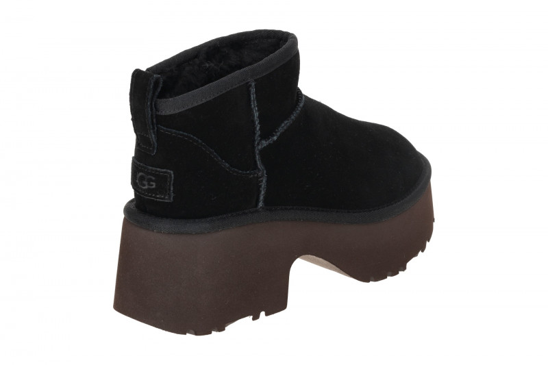 UGG Classic Ultra Mini New Heights Stiefel schwarz