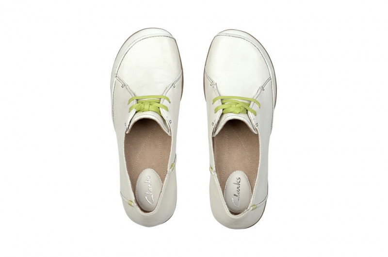 Clarks Felicia Vale Schuhe weiß beige