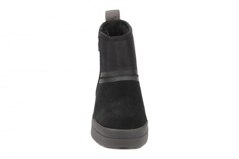 UGG Classic Tech Mini Stiefel schwarz 1116101