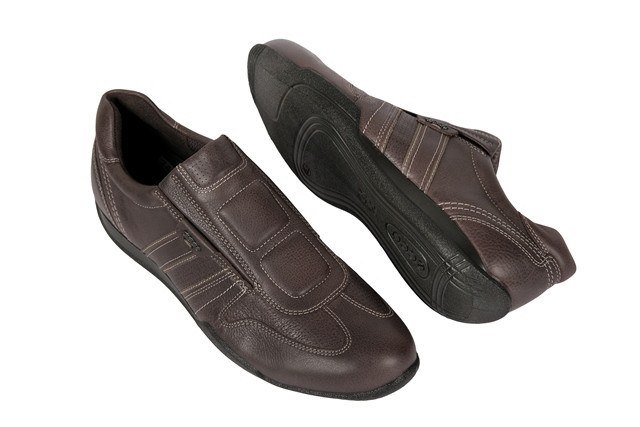 Ecco Summer Sneaker Schuhe in dunkelbraun Slipper