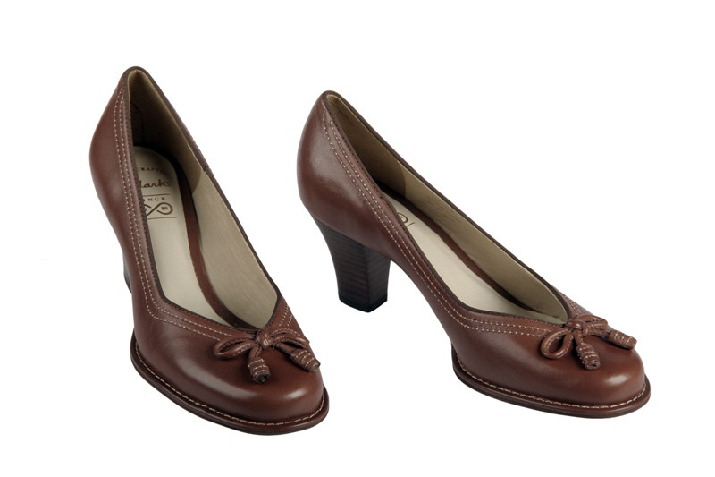 Clarks Bombay Lights Pumps in tan braun 20328901