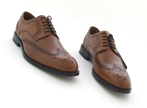 Clarks Dixon Class Schuhe in tan braun rahmengenäht