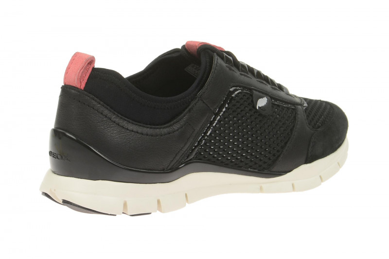 Geox Respira Sukie B Sneakers in schwarz