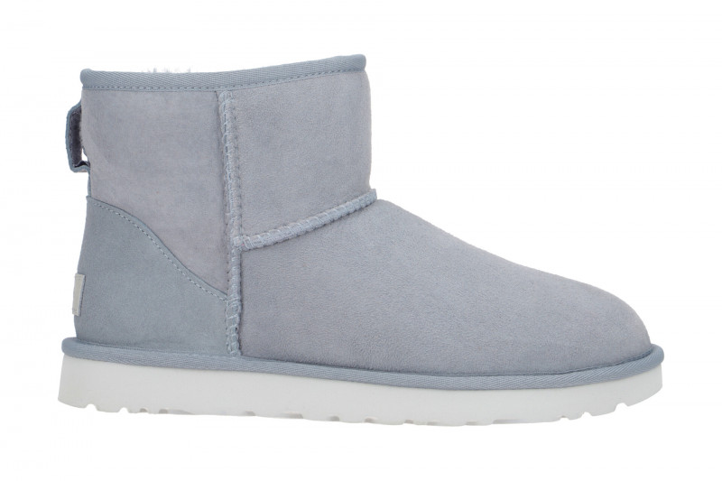 UGG Stiefel hellblau ash-fog Classic Mini II