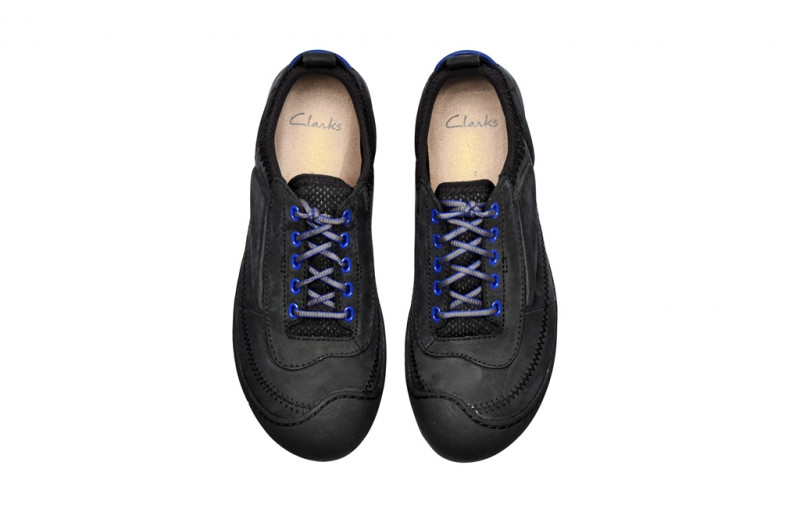 Clarks Moreton Flo Schuhe in nubuck schwarz