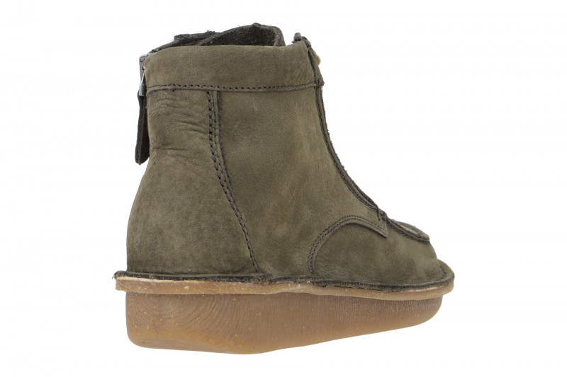 Clarks Funny Cedar Schuhe Boots grün olive 26173886