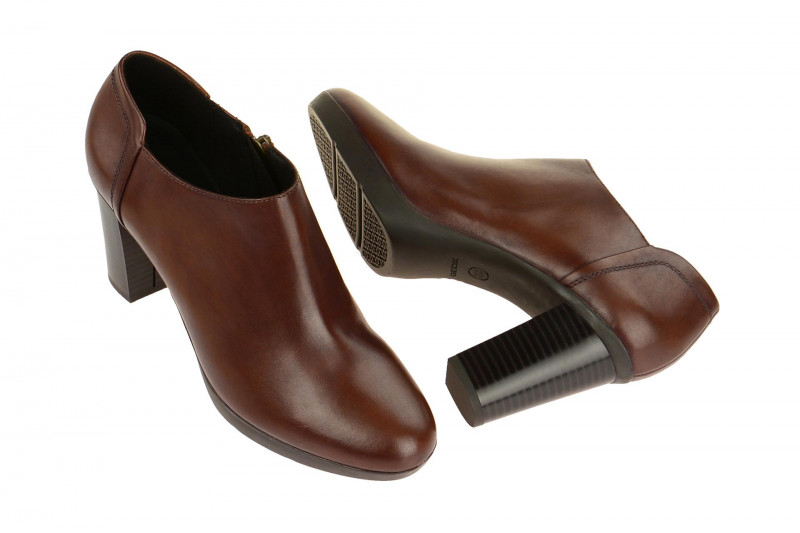 Geox Inspiration Stiefelette braun D746AC 00043 C0013