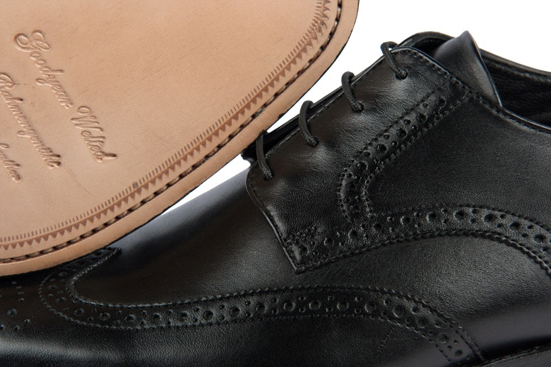 Longo 89519 schwarz rahmengenäht extra Weit