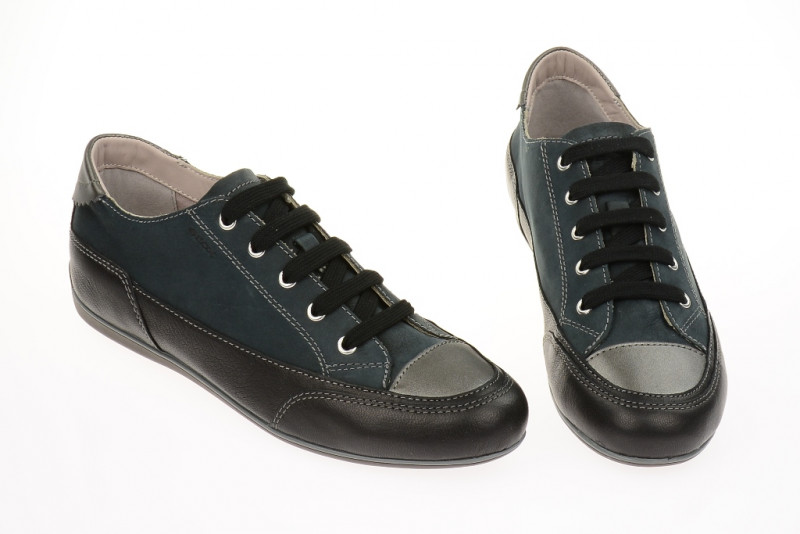 Geox New Moena Schuhe schwarz - D4260A