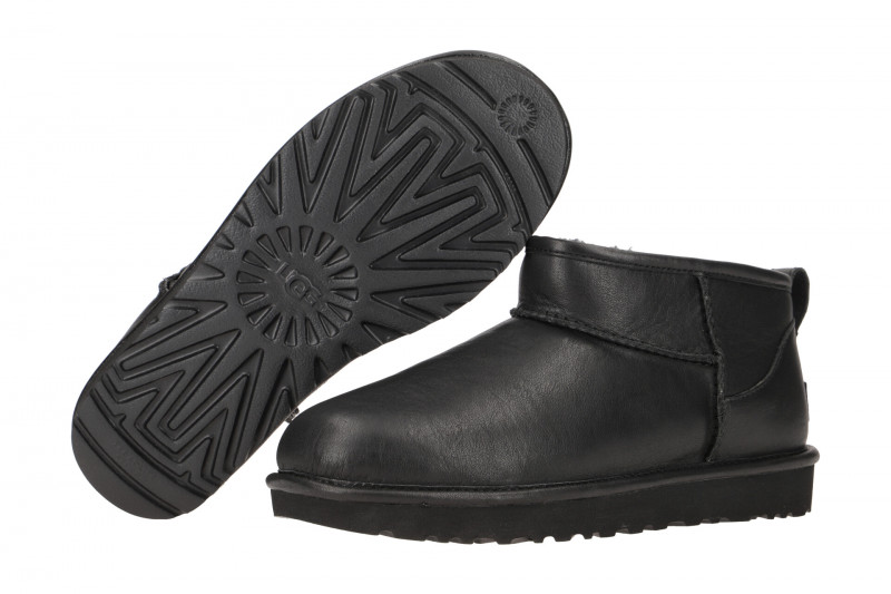 UGG Stiefel schwarz Glattleder Classic Ultra Mini