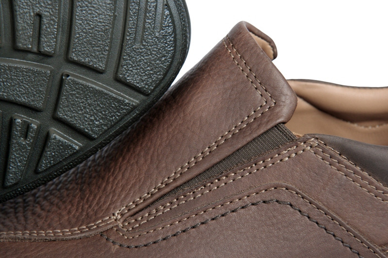 Ecco Remote Schuhe bison braun Slipper