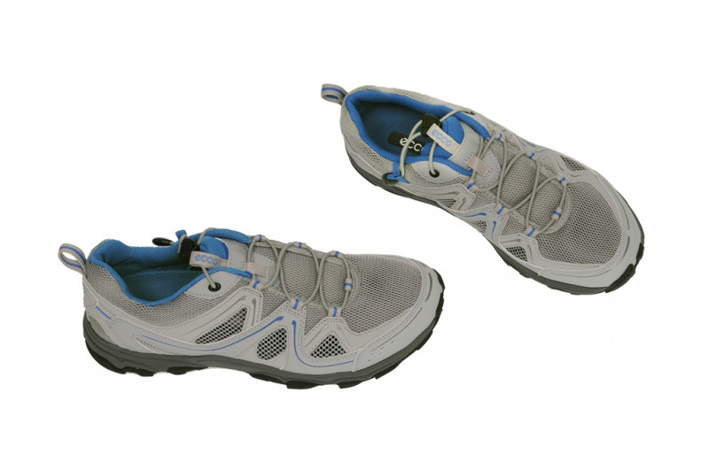 Ecco Ultra Trail Sneaker in hellgrau blau 85204455874