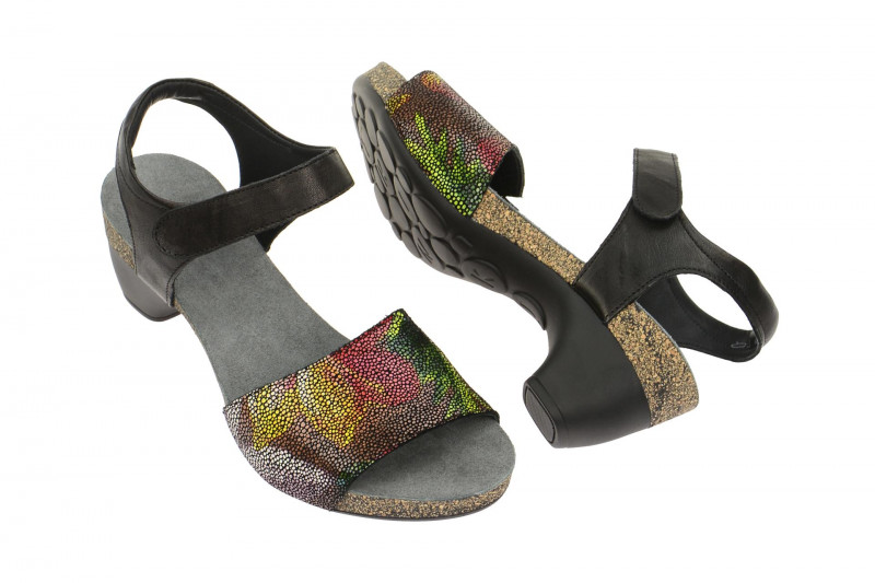 Think Traudi Sandale schwarz kombi 6-86573-09