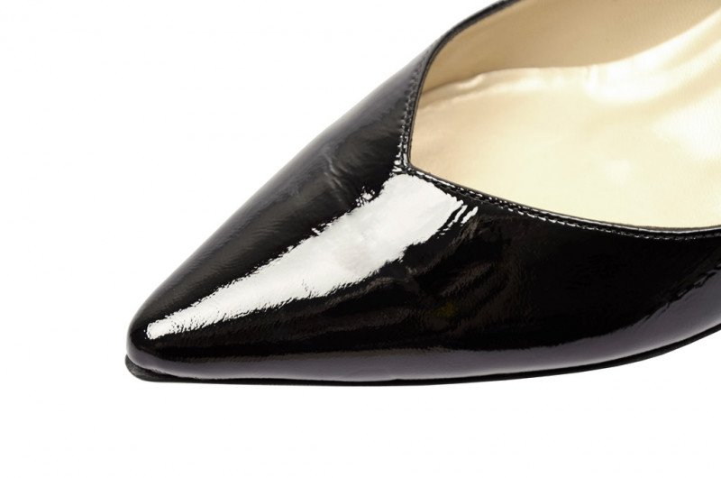 Peter Kaiser Digone 45 Pumps in schwarz Lackleder