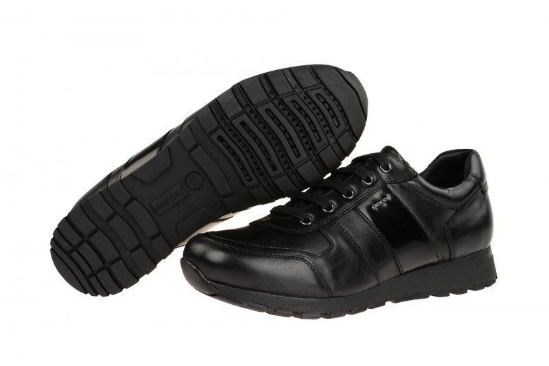 Geox Respira Emildon A Halbschuhe in schwarz Herenschuhe