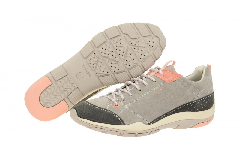 Geox Respira Kander B Sneakers in hellgrau Outdoor Halbschuhe