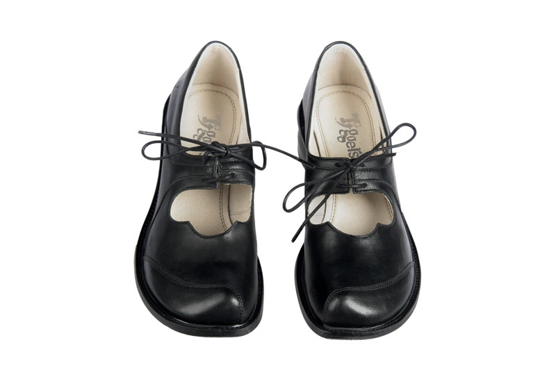 Tiggers Isso 2 Schuhe schwarz BTC-8252