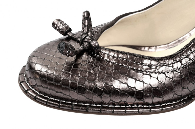 Clarks Bombay Lights Pumps in metallic grau 20355380