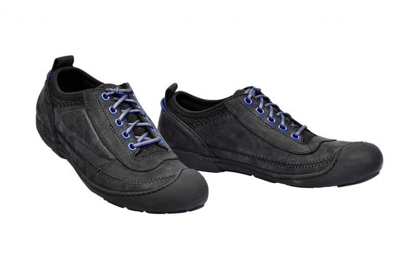 Clarks Moreton Flo Schuhe in nubuck schwarz