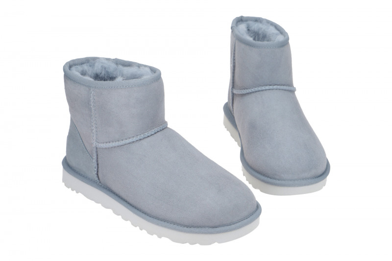 UGG Stiefel hellblau ash-fog Classic Mini II