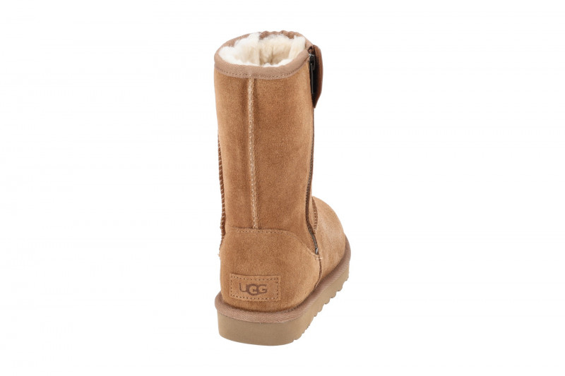 UGG Classic Short Bailey Zip Stiefel braun chestnut 1144043