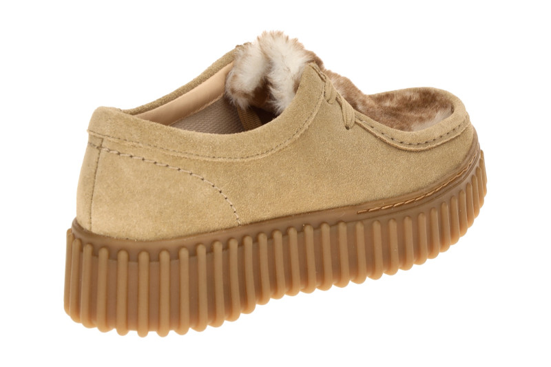 Clarks Torhill Bee Schuhe Mokassin beige sand Fell-Besatz 26327766