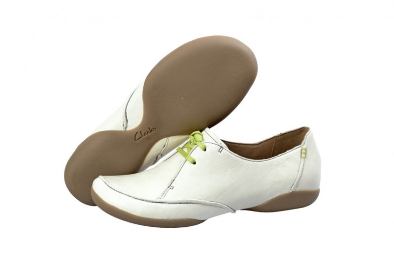 Clarks Felicia Vale Schuhe weiß beige