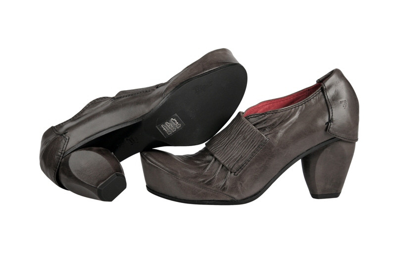 Tiggers Mayra 3 Pumps in grau
