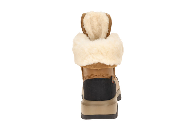 UGG Adrinodack Winter Boots Stiefel braun Wasserdicht