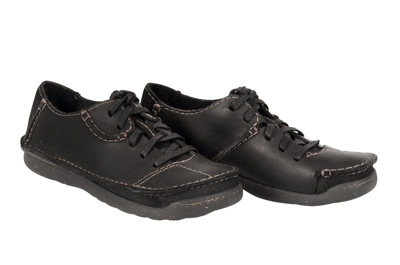 Clarks Mantal Flow Schuhe in schwarz 20346686