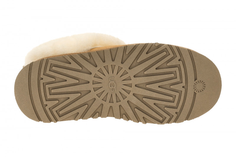 UGG Tazzele Boots Plateau Slipper braun chestnut Warmfutter