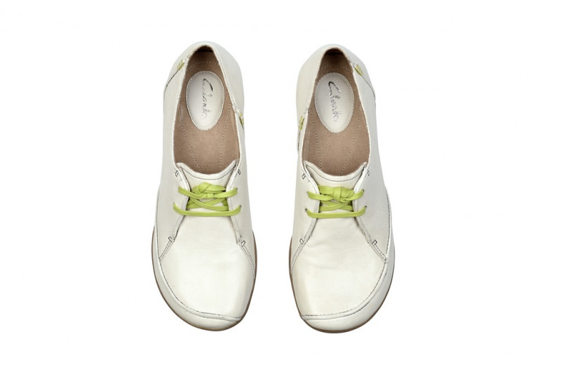 Clarks Felicia Vale Schuhe weiß beige