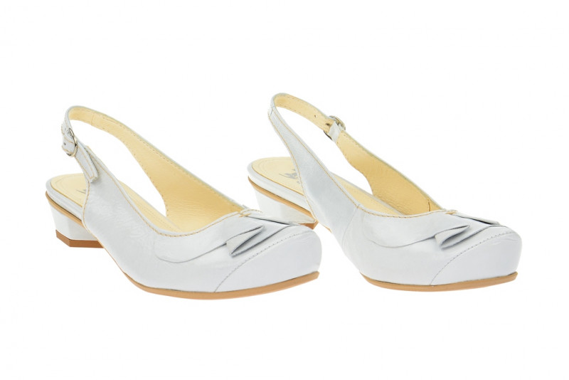 Tiggers Sling Pumps Sara in weiß Lackleder